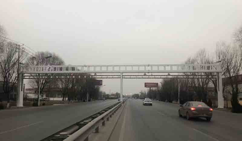 镇江公路限高杆